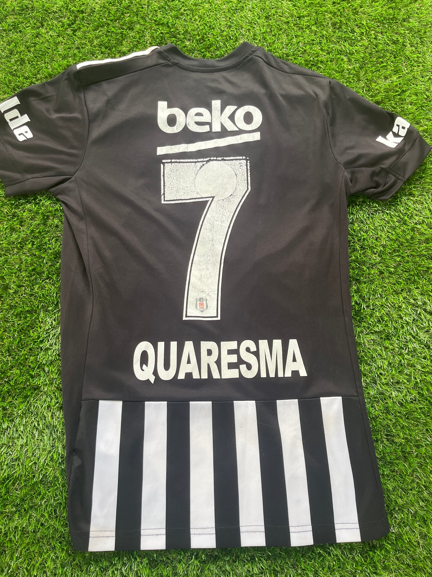 Camisola Principal Beşiktaş 2017/18 Quaresmas #7 Grade C - S
